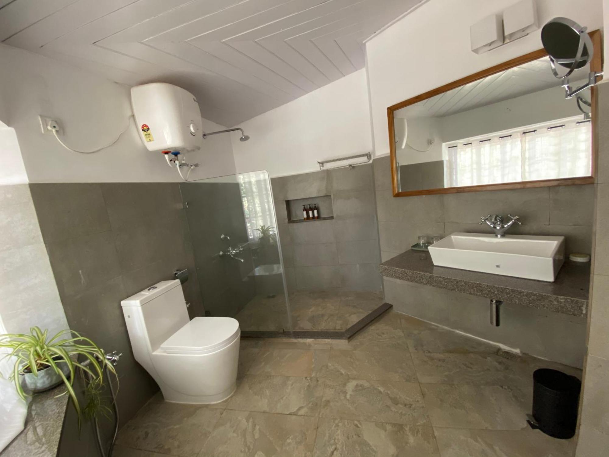 קודאיקנאל Saffronstays Dunnottar North By Kodai Lake- A 2-Bdr Villa מראה חיצוני תמונה